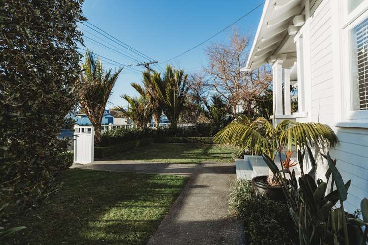 45 Dorset Avenue Westown_25