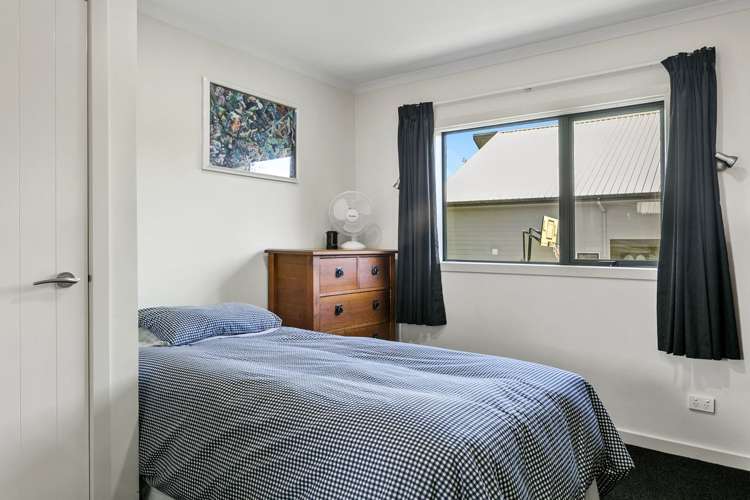 2/29 Sunset Street Hilltop_16