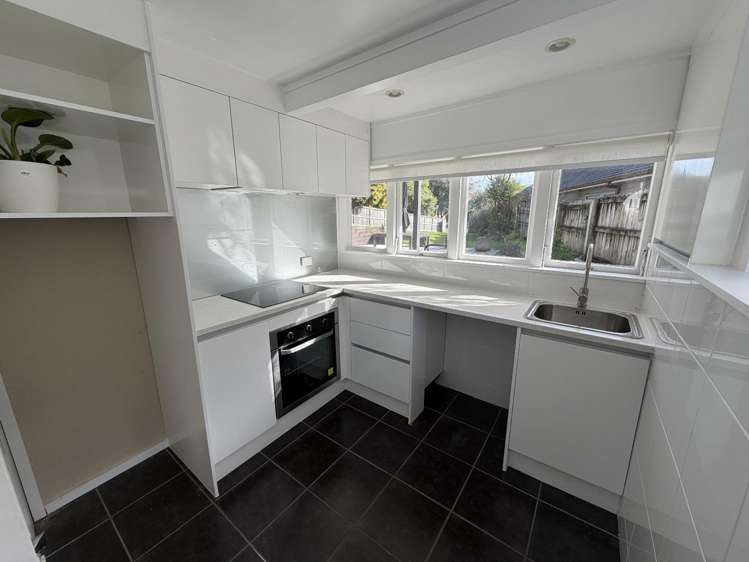 135 Market Road 1662_11