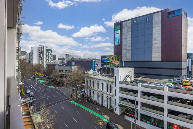 502/17 Vogel Lane Auckland Central_13