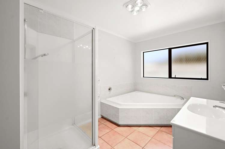 17 Montrose Crescent Huntington_25