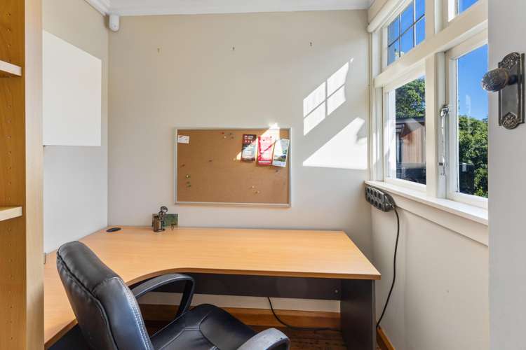 26 Baring Terrace Strandon_7