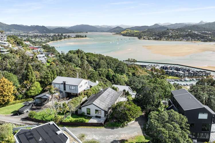 9 Margaret Wells Avenue Tairua_18