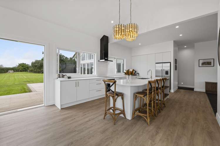 1312 Devon Road Waitara_7