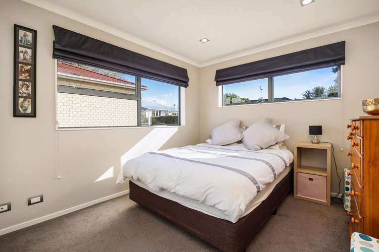 4 Fifth Avenue Mount Albert_11