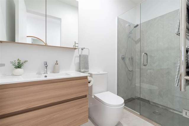 2A Te Ara Taurapa Pt Chevalier_4