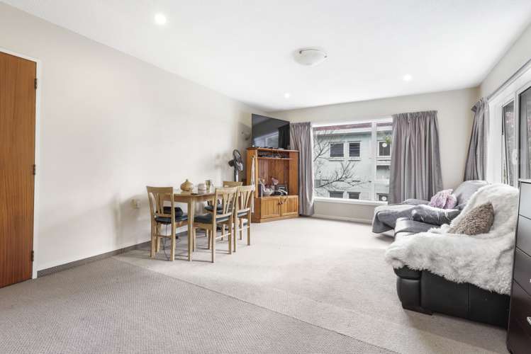 5/14 Wellington Street Hamilton East_2