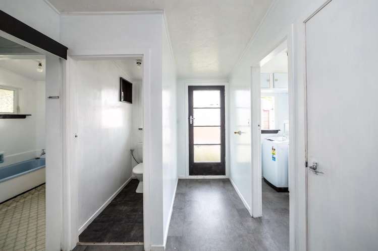17 Waite Street Featherston_9
