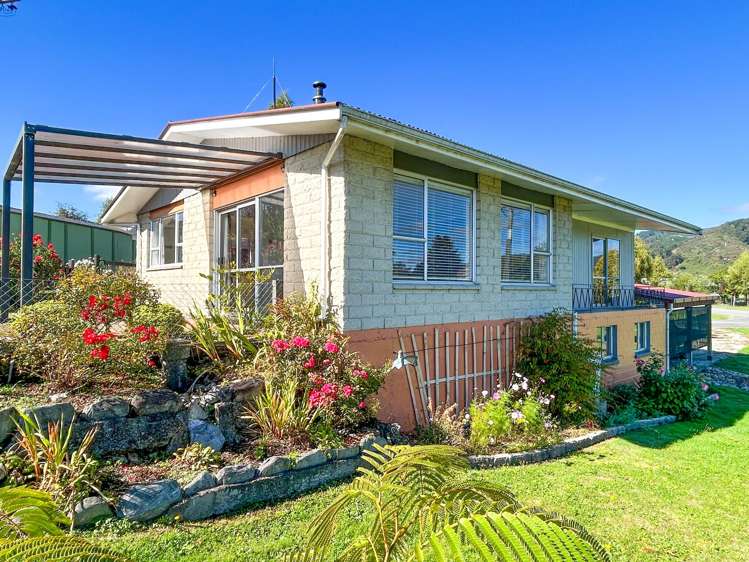 7 Crampton Road Reefton_25