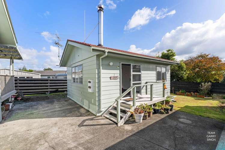 10 Leatham Crescent Opaheke_22