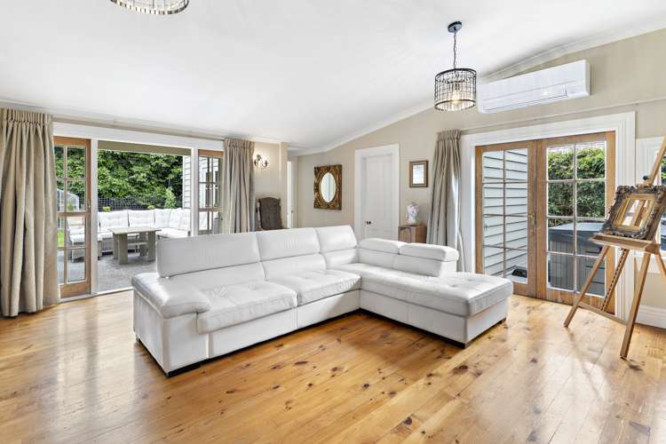 269 High Street North Carterton_15