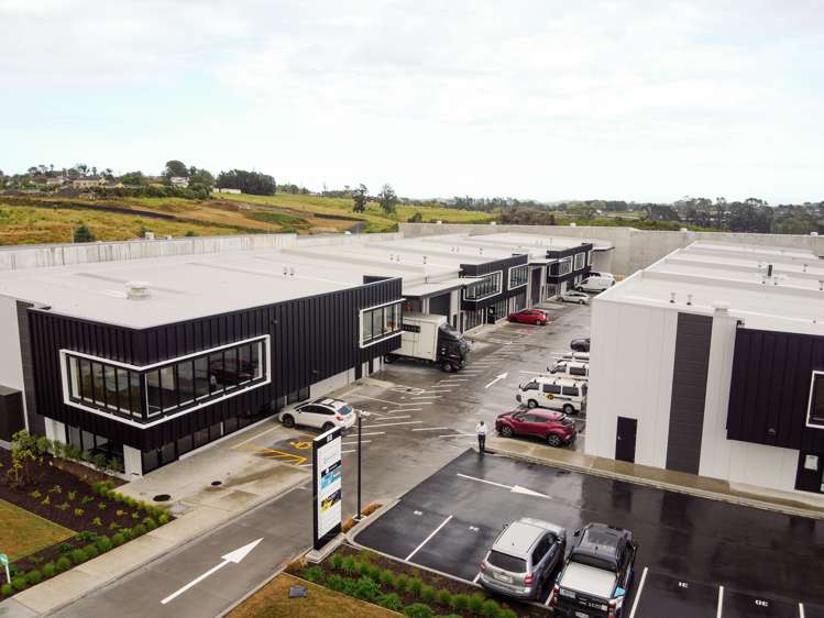 Unit B/88 Hobsonville Road Hobsonville_8