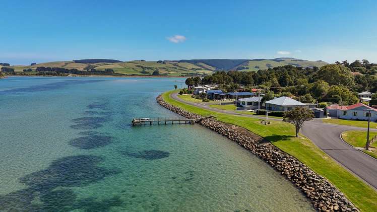 11 Noble Street Pounawea_17