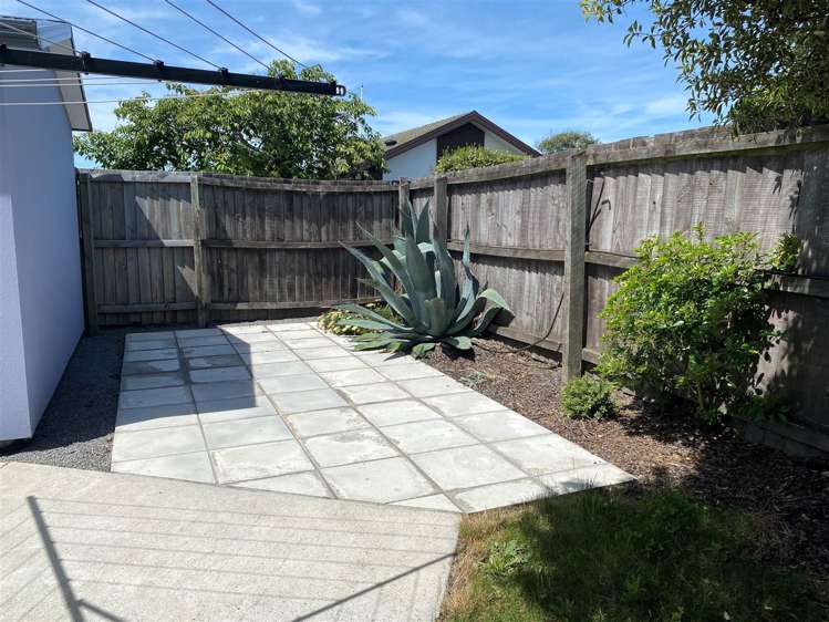 2/36 Reginald Street Burwood_19