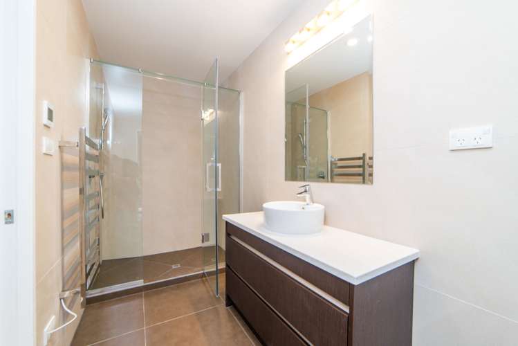 38 Golden Morning Drive Albany Heights_13