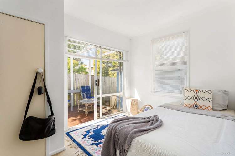 1/7 Flaxdale Street Birkdale_12