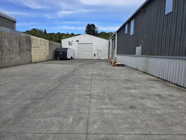 71 Montgomery Crescent Clouston Park_11