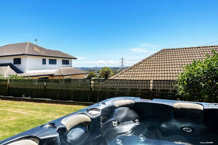 3 Lizzie Lane Clover Park_10