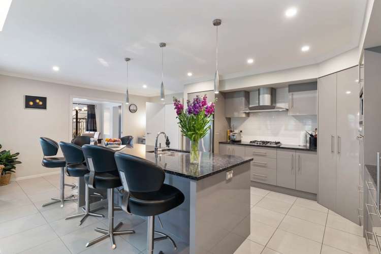 57 Lough Bourne Drive Pukekohe_8