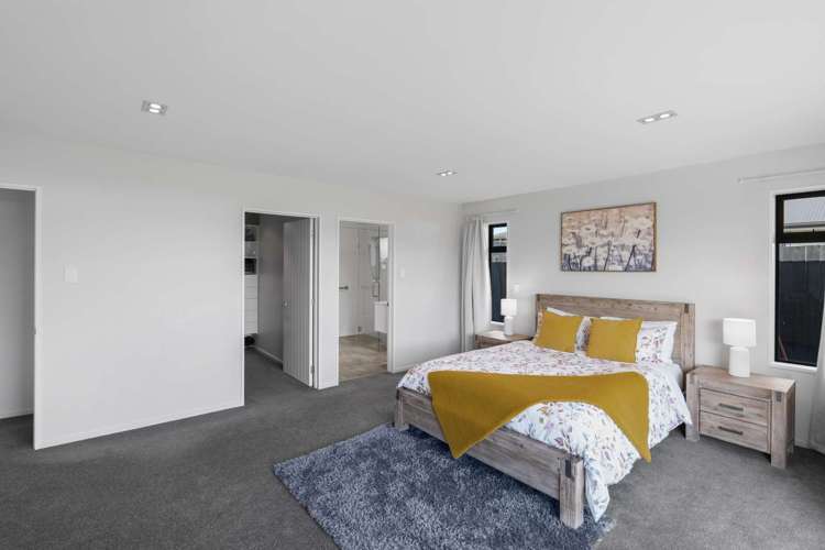 34 Russ Drive Lincoln_12