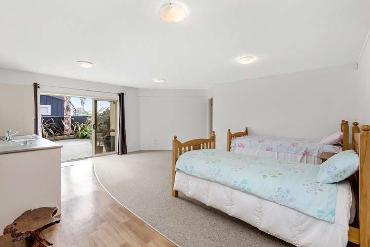 5b Sunshine Rise Raglan_26