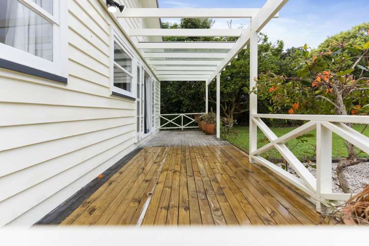 42 Smale Street Point Chevalier_15