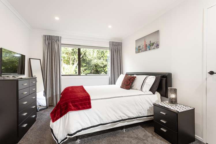 215 Bay View Road St Clair_22