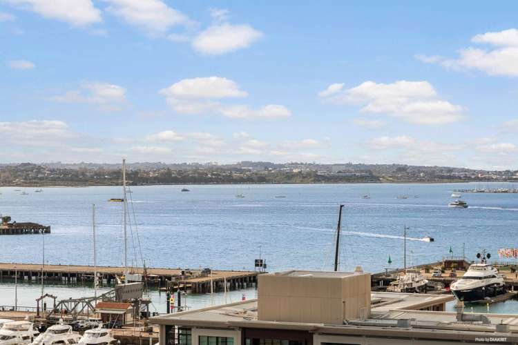 806/1 Hobson Street Auckland Central_8