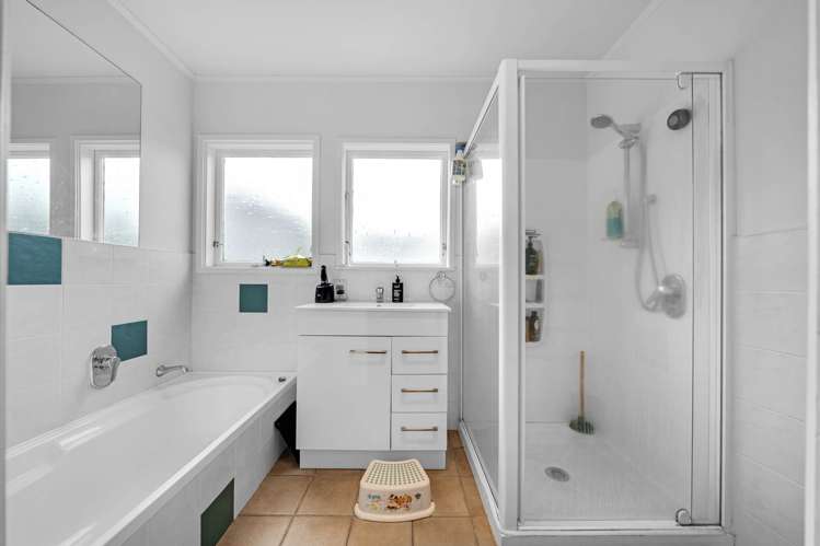 8 Malvina Place Bucklands Beach_15