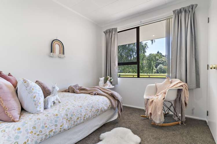 33 Tararua Drive Upper Plain_16