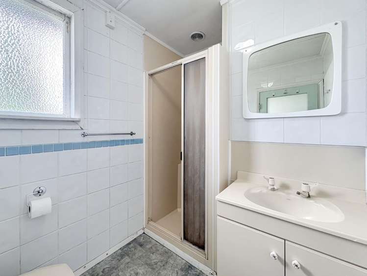 83 Surrey Road 1227_12