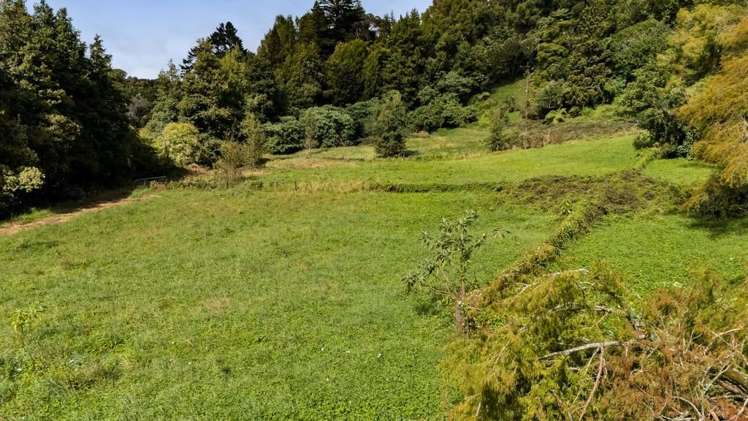 525F Mangorei Rd, Highlands Park New Plymouth_9