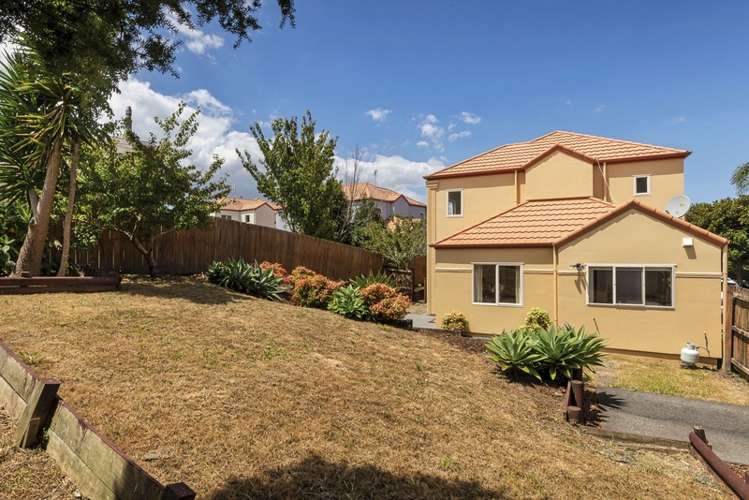 19 Stolford Crescent New Lynn_5