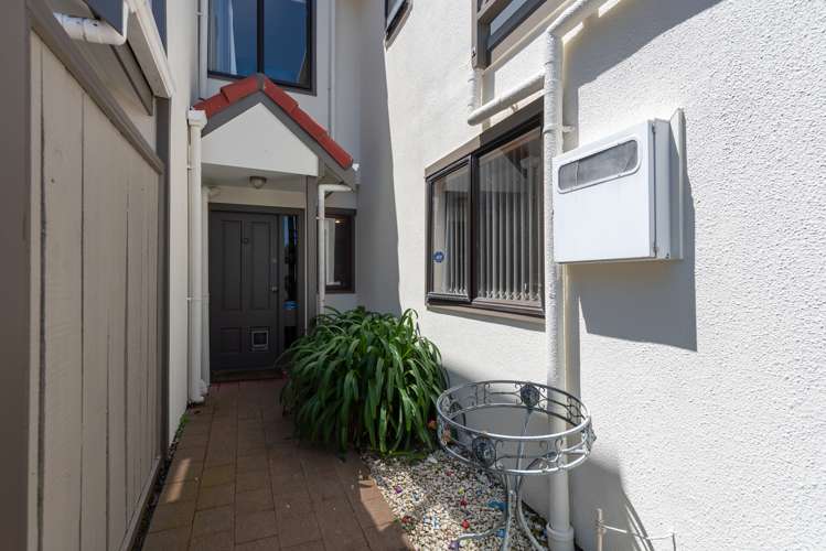 8 George Street Thorndon_10