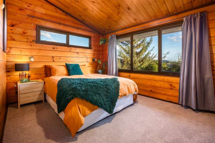 94 Lord Street Stokes Valley_11