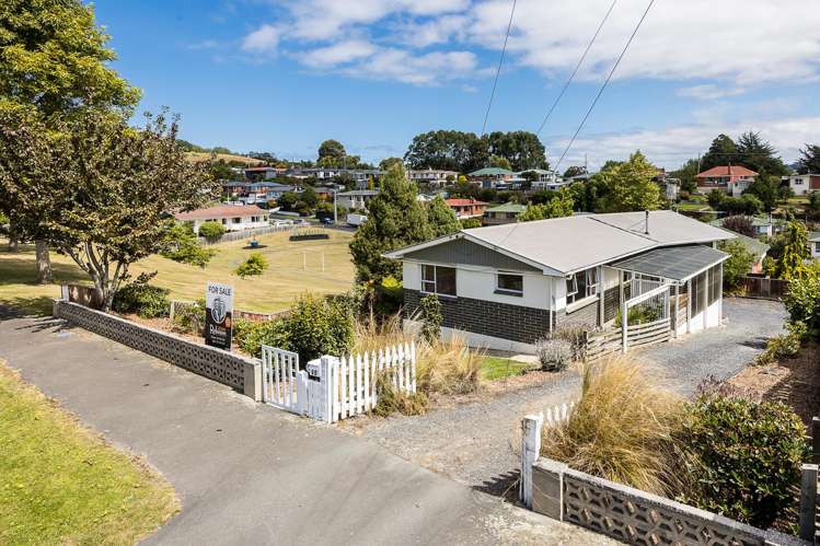 48 Elwyn Crescent Green Island_16