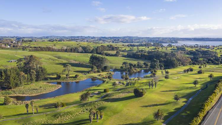 1 Maea Rise Beachlands_11