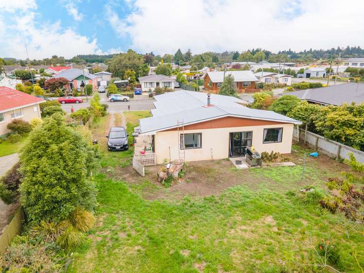 18 Studholme Street Waimate_15