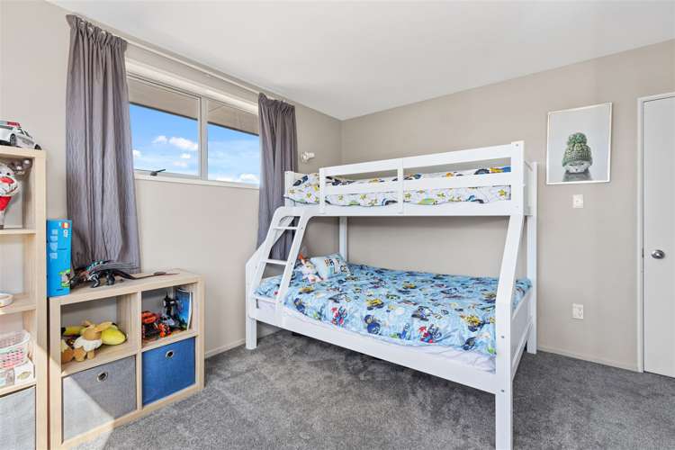 28 Yellowstone Crescent Burwood_16