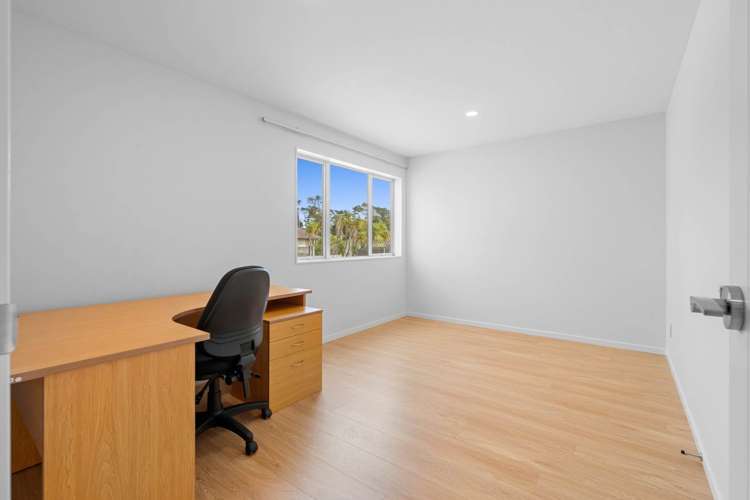 79 Penney Avenue Mt Roskill_15