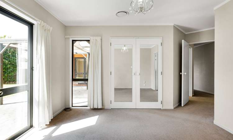 4 Dunsford Mews Hamilton Central_14