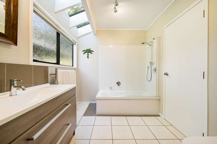 200 Atkinson Road Titirangi_9