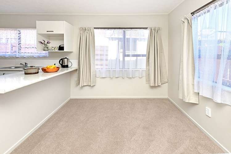 1/43 Charntay Avenue Clover Park_4