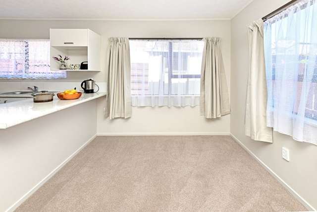 1/43 Charntay Avenue Clover Park_4