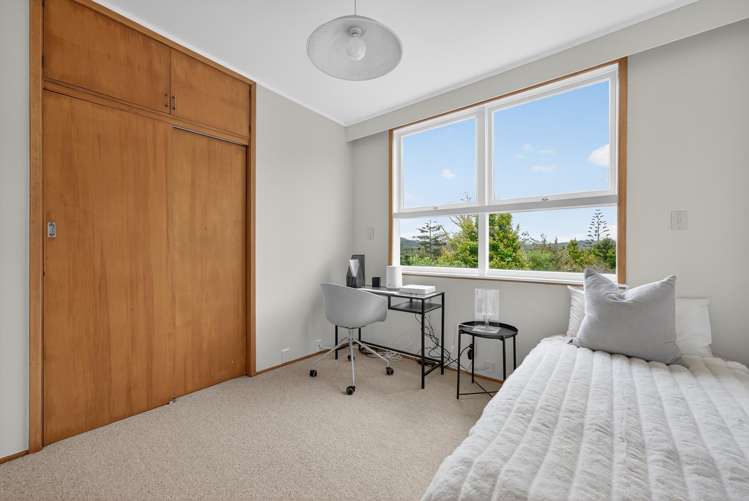 11 and 13 Puketaha Road Swanson_27