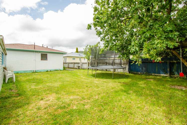 28 Norfolk Saint Arakura Wainuiomata_15