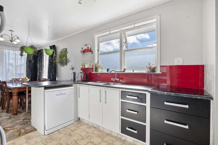 65 Cloten Road Stratford_15