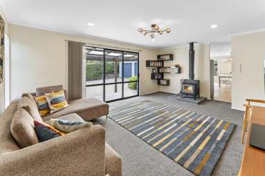 5 Perry Way_4