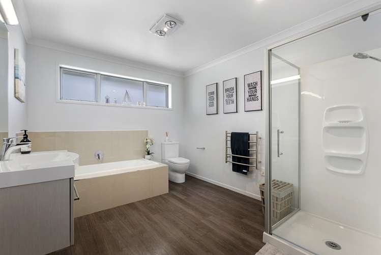 6 Defender Crescent Beachlands_17