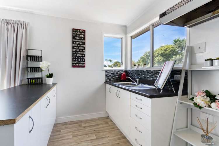 1/38 Leo Street Glen Eden_9